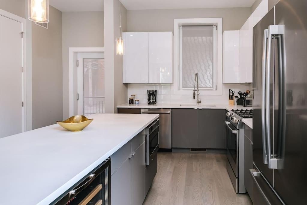 Stunning Duplex Condo #1 - Downtown River North Chicago Extérieur photo