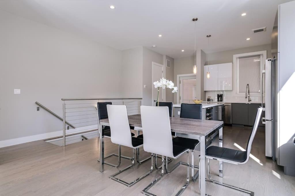Stunning Duplex Condo #1 - Downtown River North Chicago Extérieur photo